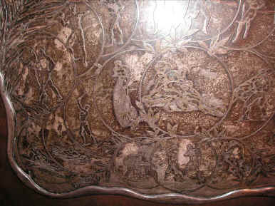 LeftLower.JPG (114442 bytes)