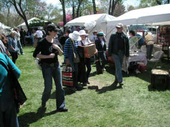 PICT1080_1200x900.jpg (275553 bytes)