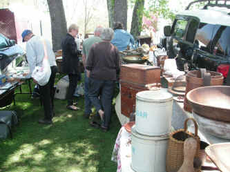 PICT1081_1200x900.jpg (233601 bytes)